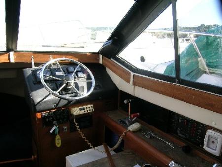 4aa49b61-3cad-4435-8d22-a0961cc012ca_Bayliner_2556_interni02.jpg