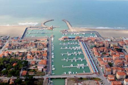 4aa49b61-3cad-4435-8d22-a0961cc012ca_Marina_di_S.Rocco_Grosseto.jpg