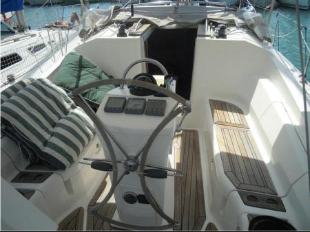4aa49b61-3cad-4435-8d22-a0961cc012ca_elan_32.jpg