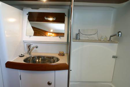4aa49b61-3cad-4435-8d22-a0961cc012ca_g6711.jpg