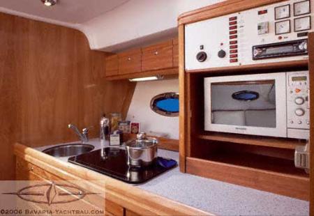 4aa49b61-3cad-4435-8d22-a0961cc012ca_i3_B35_pantry2_011.jpg