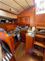 Hallberg Rassy 382