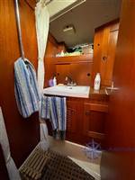 Hallberg Rassy 382